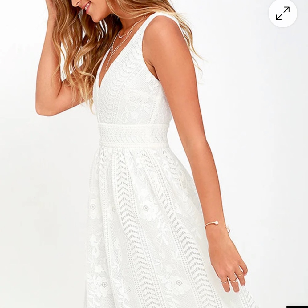 Lulu's White V-Neck Lace Midi Dress with Scalloped Hem Size XS - Picture 6 of 12
